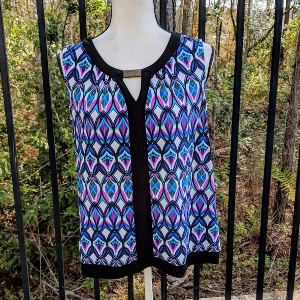 Geo print blouse- sale!